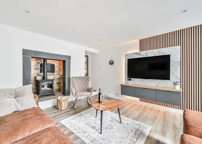 1 Bake Cottage Serenity - Premium Coastal Retreat In Looe, Cornwall